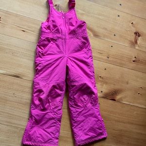 Excellent condition pink LLBean snow pants - size 8